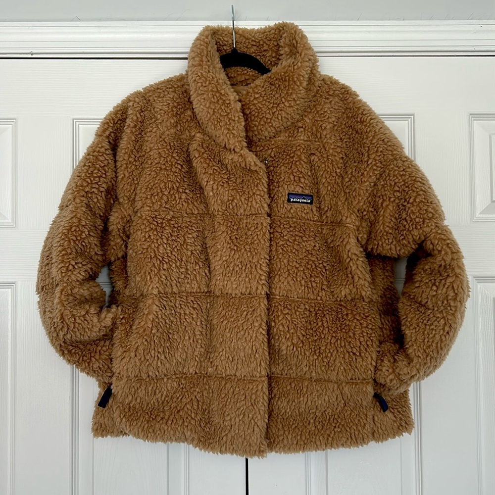 Ladies Patagonia High Pile Fleece Down Jacket!